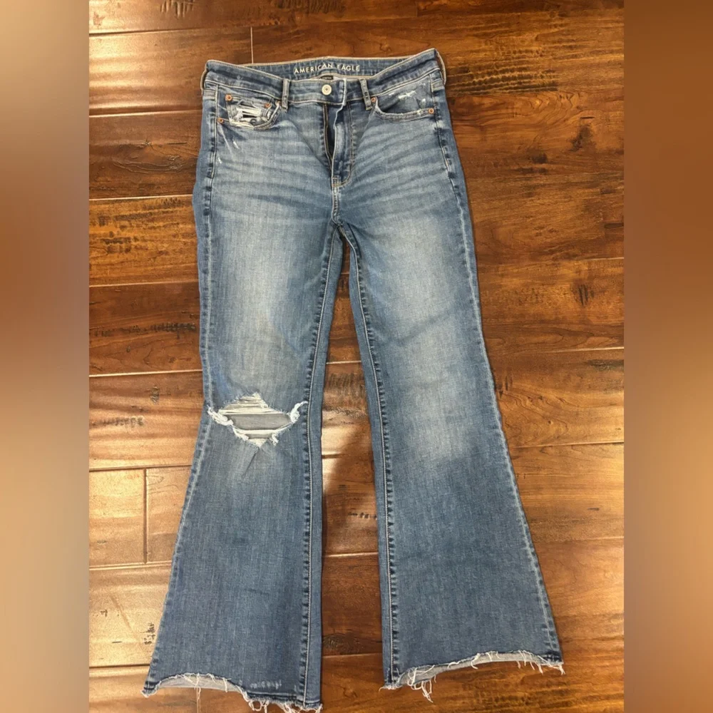 American Eagle super hi-rise flare 6 regular - Picture 2 of 5